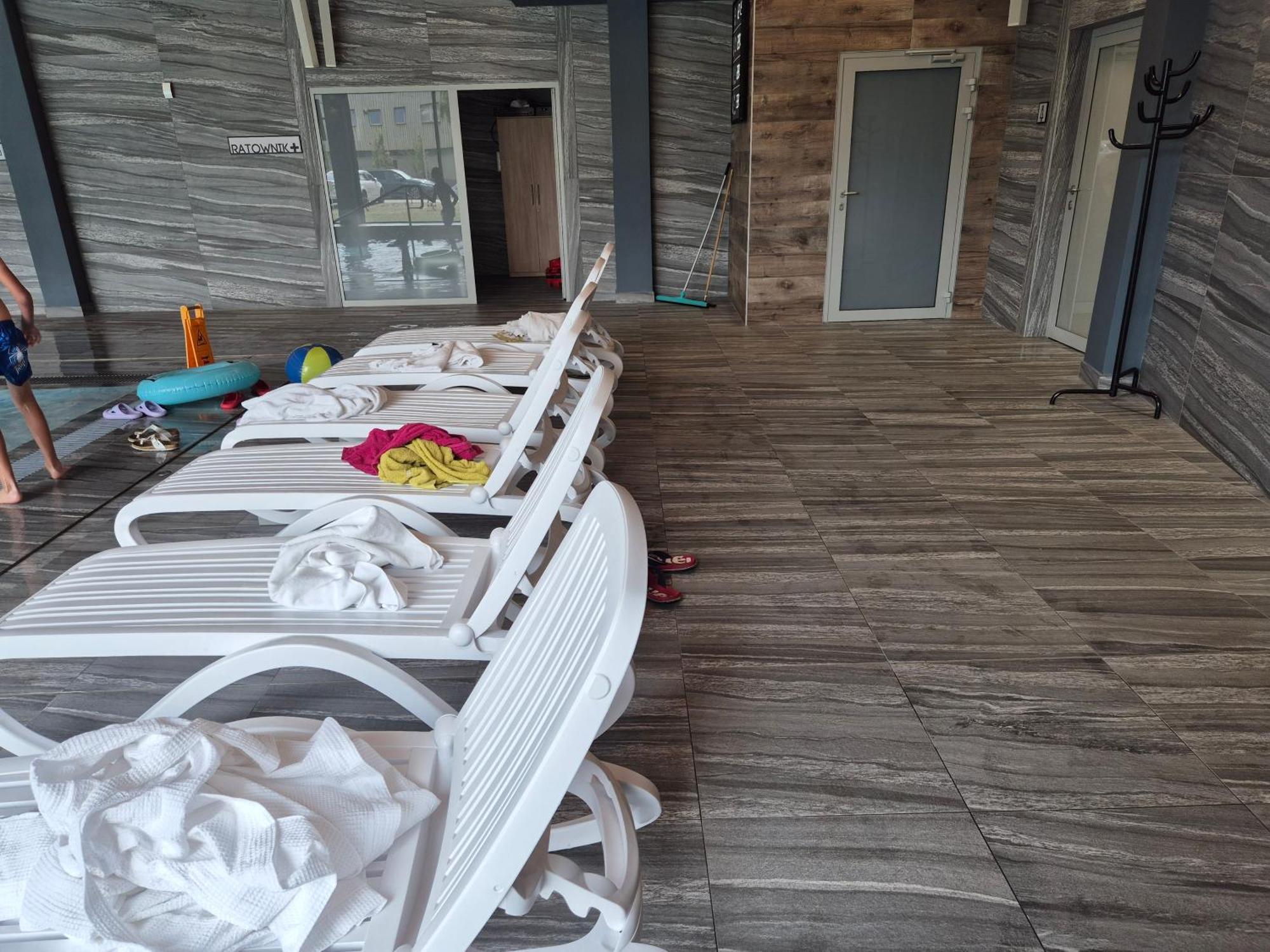 Apartamenty Kasprowicza 20A Klimatyzacja Basen Fintess Sauny Parking Bawialnia Zmywarkataras Wysoki Standard W Pelni Wyposazony Kolobrzeg Bagian luar foto